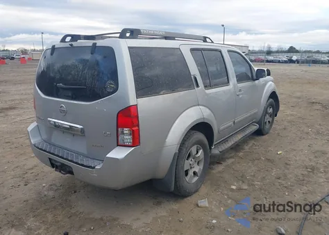 2005 Nissan Pathfinder Xe from USA, damaged, VIN 5N1AR18U15C734297